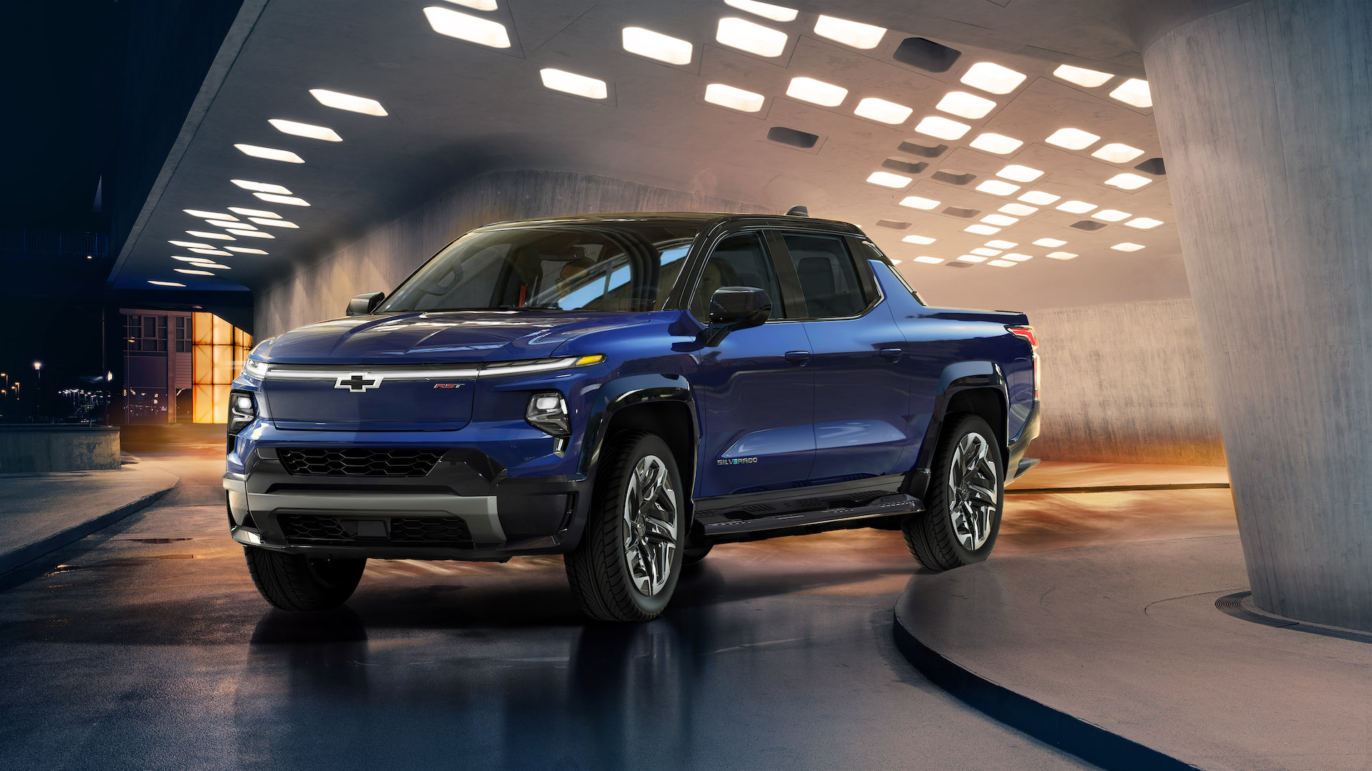 2024 Chevy Silverado EV: Electric Avalanche heir claims 400 miles, eventual $39,900 base price 2024 Chevy Silverado EV: Electric Avalanche heir claims 400 miles, eventual $39,900 base price